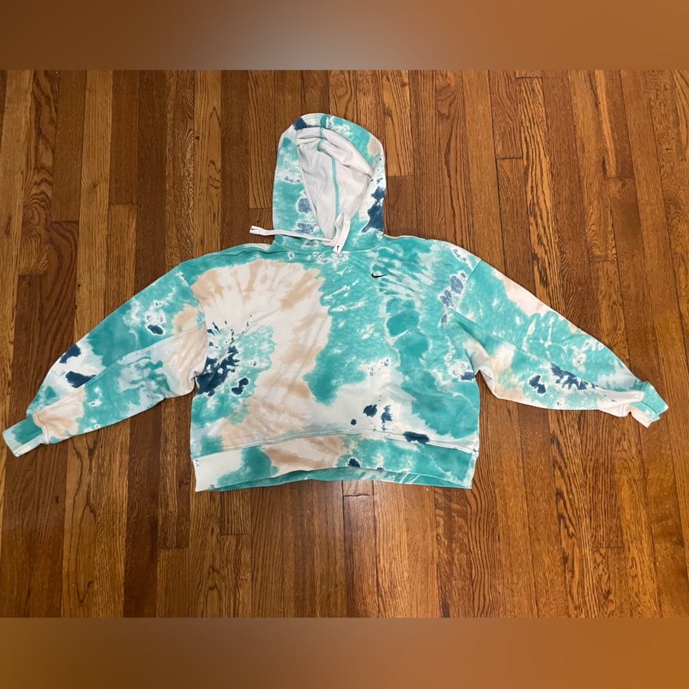 Nike Tie-Dye Cropped Hoodie